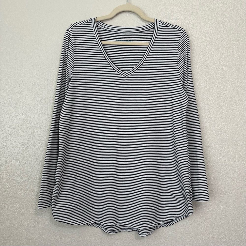Soft Surroundings Pima Cotton V-neck Long Sleeves Tee, Sz Large